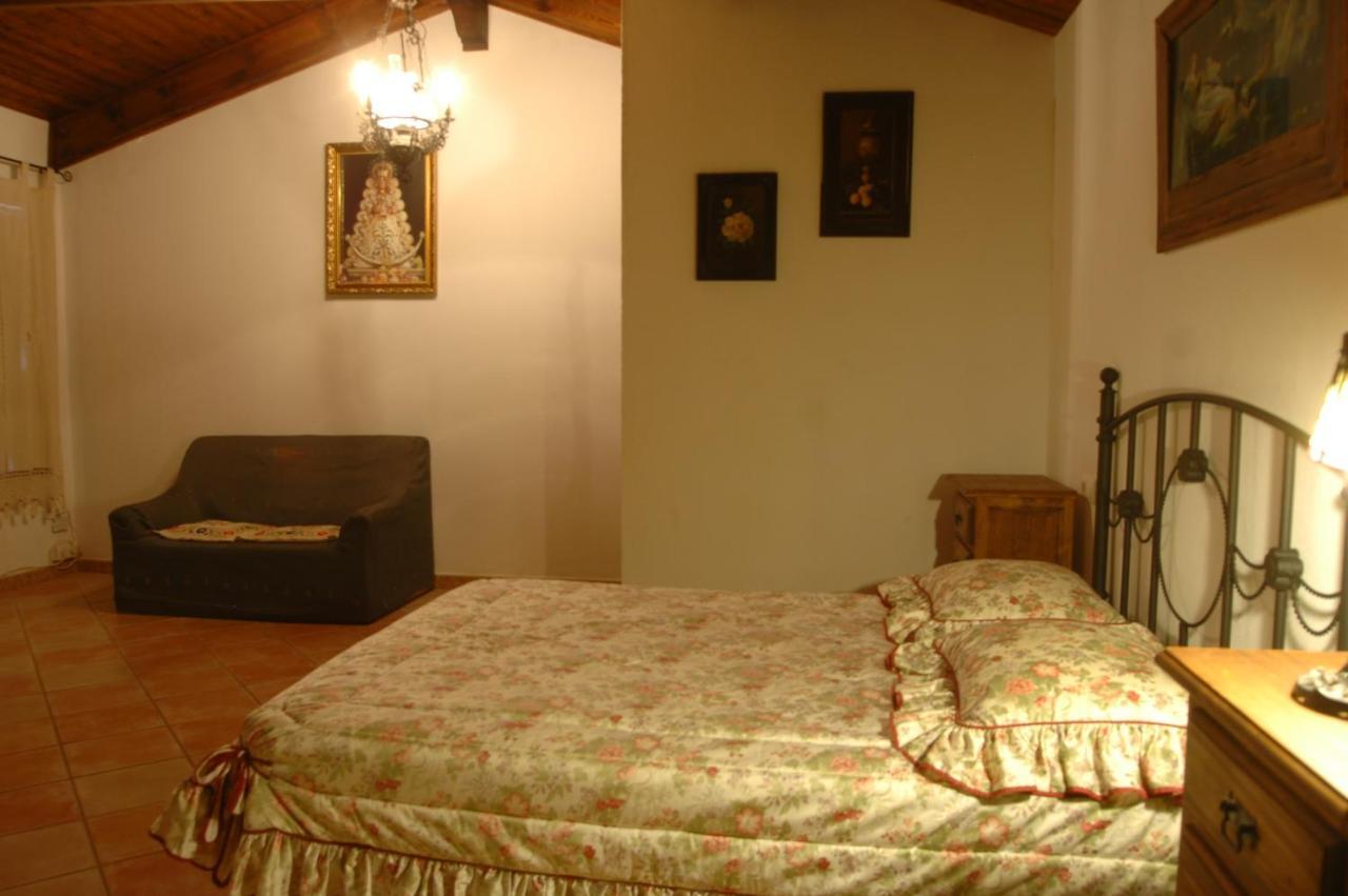 El Romerito Hostal Zalamea la Real Exterior foto